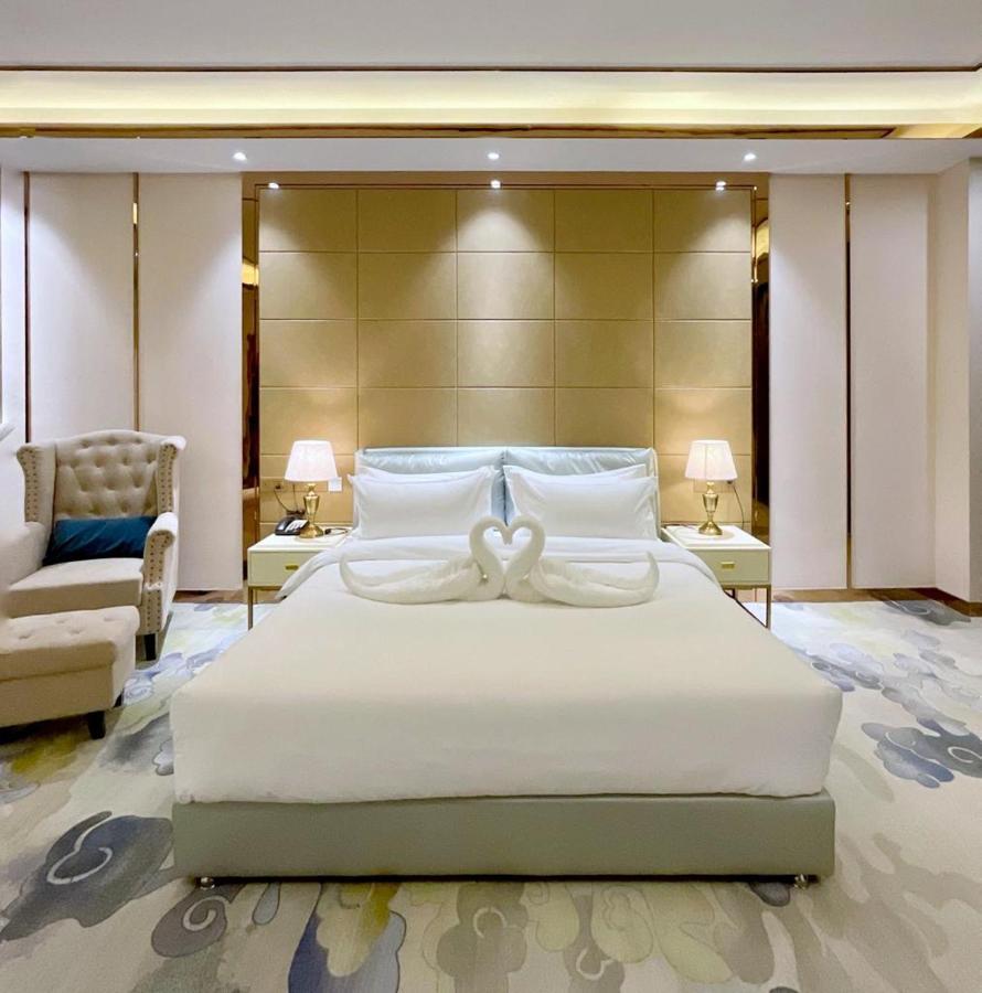 St Hotel Wattay Airport Vientiane Dış mekan fotoğraf