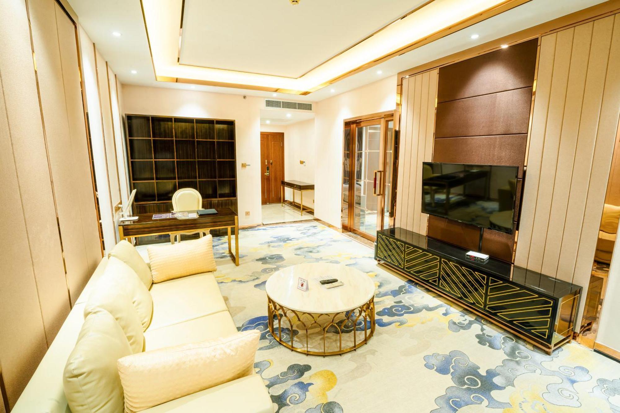 St Hotel Wattay Airport Vientiane Dış mekan fotoğraf